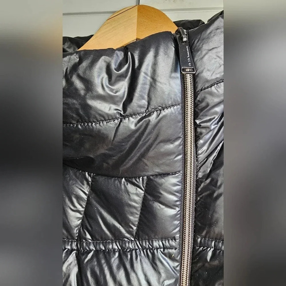 BCBG Ultra Light Down Filled Jacket Warm Winter Gloss  Black Packable size XL - Picture 9 of 10